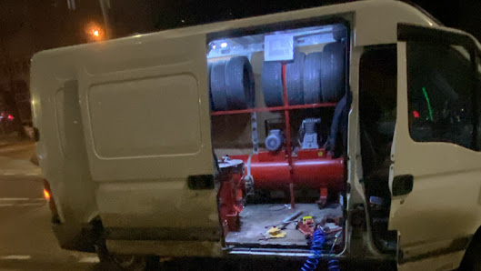 Lastik yol yardım Bursa Mobil lastikçi