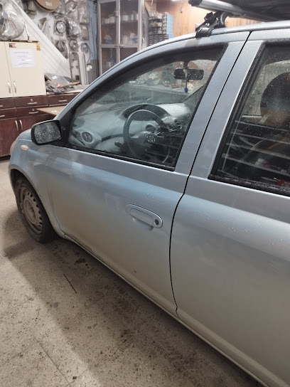 Oto kilitçisi Cengiz usta